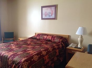 Town And Country Motor Hotel 卡加利 外观 照片